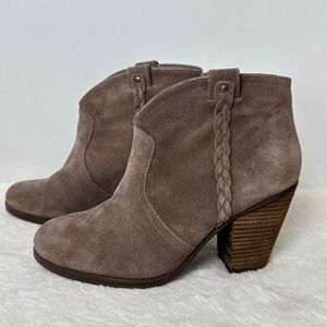 VINCE CAMUTO - Hudson Suede Leather Braided Ankle Boot. Taupe. ladies 9
